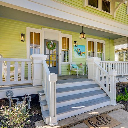 Walk To Galveston Beach Texas Home With Fenced Yard Εξωτερικό φωτογραφία