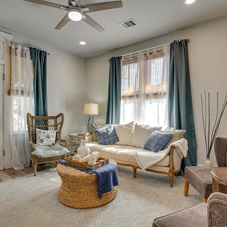 Walk To Galveston Beach Texas Home With Fenced Yard Εξωτερικό φωτογραφία