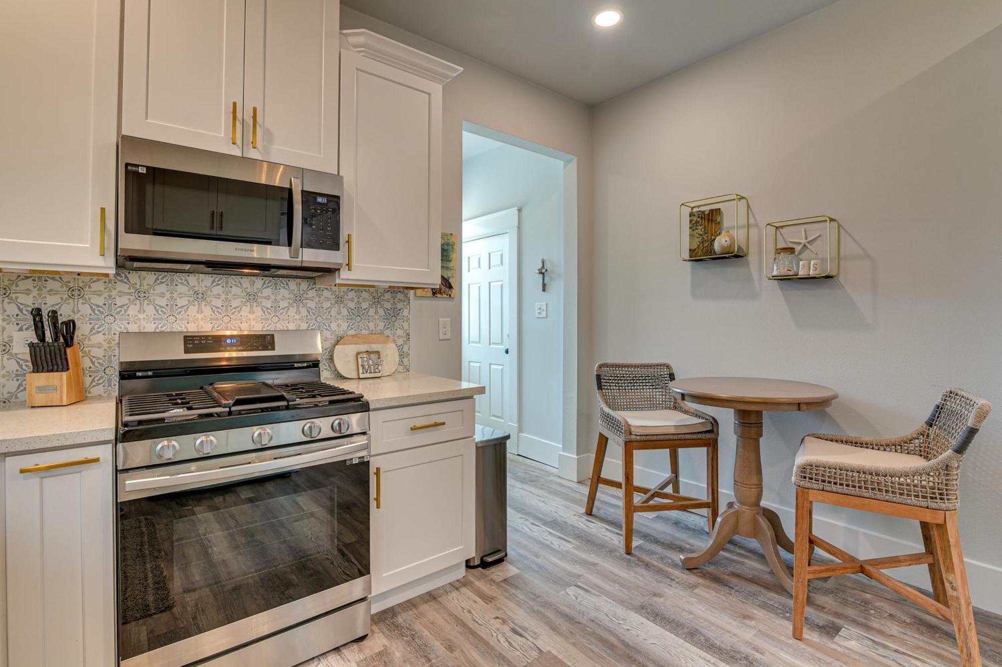 Walk To Galveston Beach Texas Home With Fenced Yard Εξωτερικό φωτογραφία